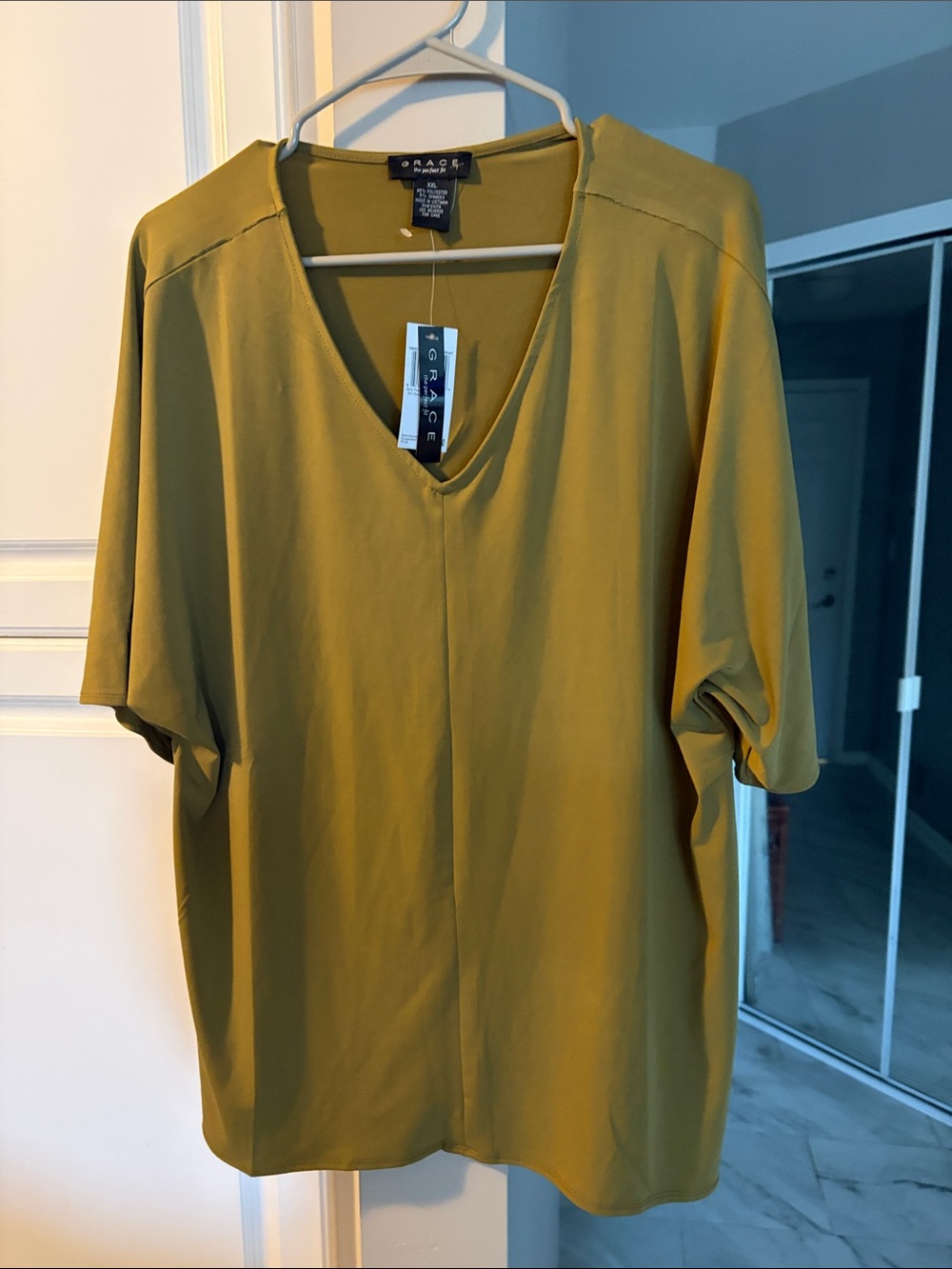 Grace women’s Short Sleeve V-Neck Shirt - Olive Green size xxl NWT